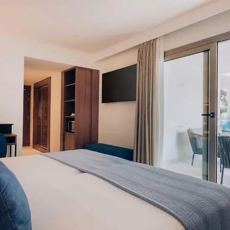 Iberostar Selection Village Плайя де Муро